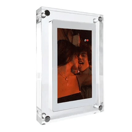 Forever Frame